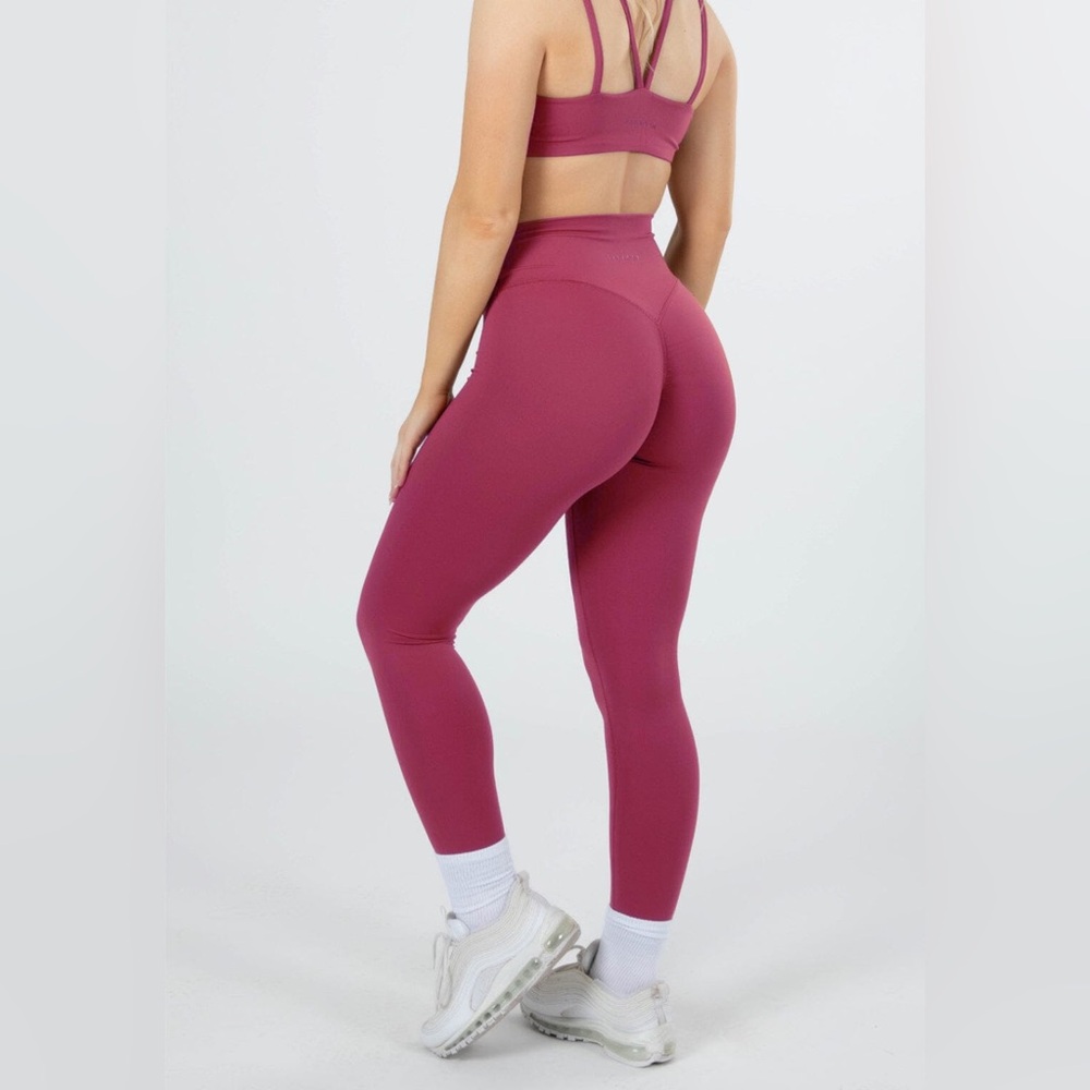 Original Sculptseam™ Legging RecStretch in Raspberry